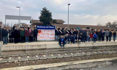 Un sit in per chiedere la riapertura della ferrovia Bra-Cavallermaggiore