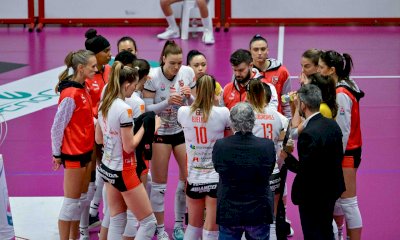 Pallavolo A1/F: Cuneo battuta 3-0 a Busto Arsizio