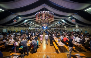 All'Oktoberfest Cuneo consumati 40 mila litri di birra, serviti 6 mila stinchi